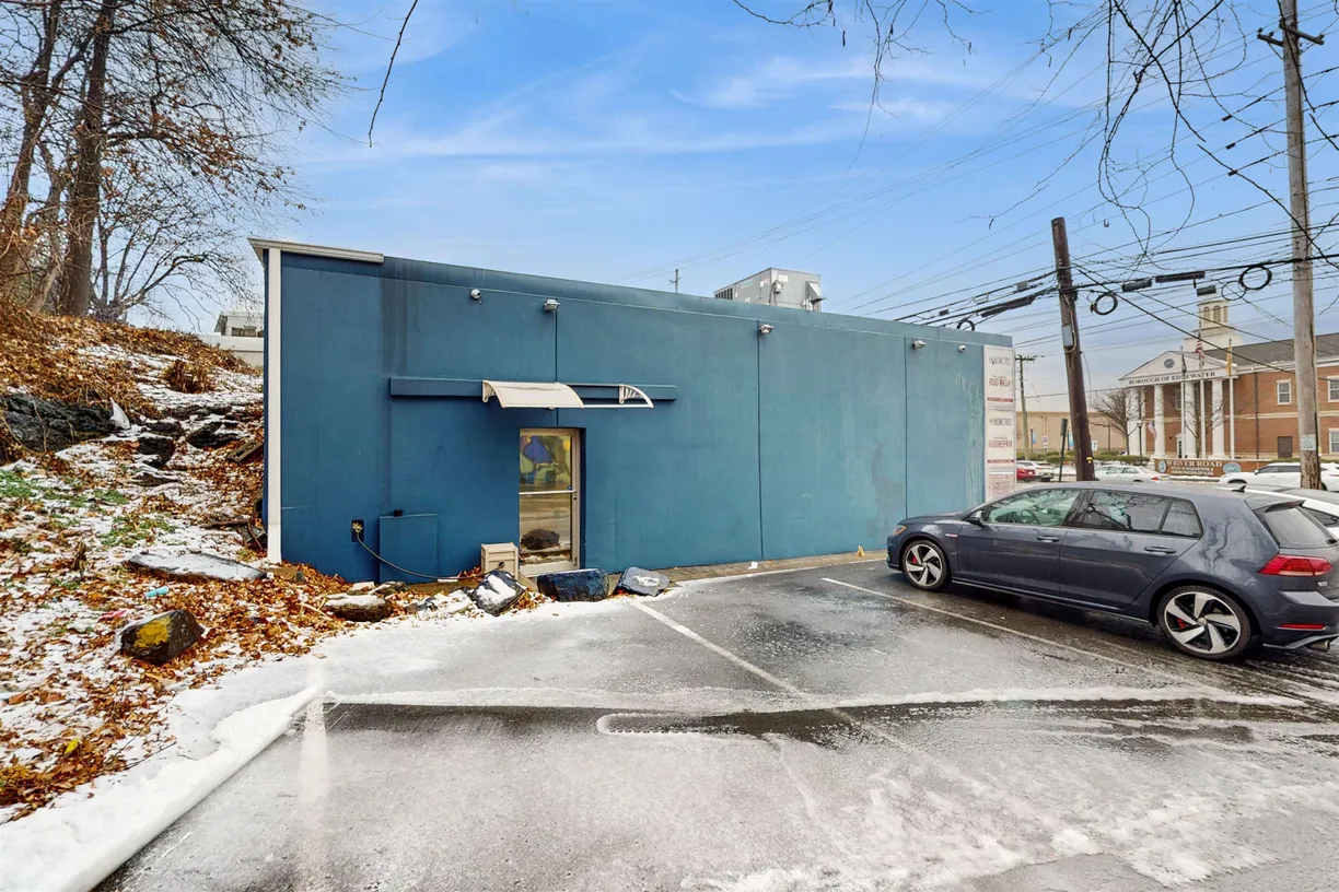 Jersey City/Hoboken Real Estate | View 8817 RIVER RD | Listing