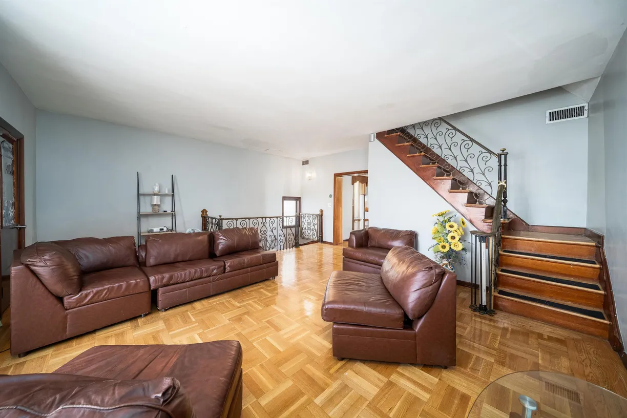Jersey City/Hoboken Real Estate | View 20 WEST 22ND ST | Listing