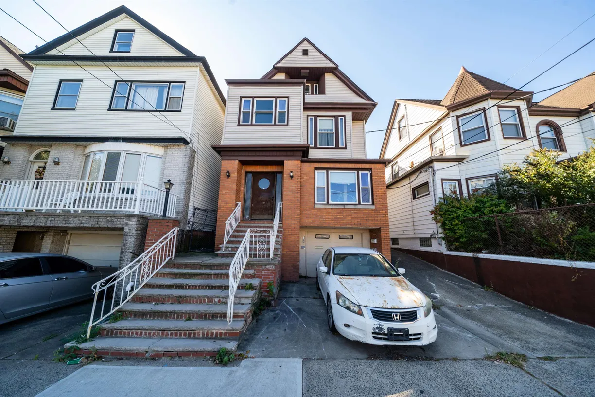 Jersey City/Hoboken Real Estate | View 20 WEST 22ND ST | 6 Beds, 3 Baths
