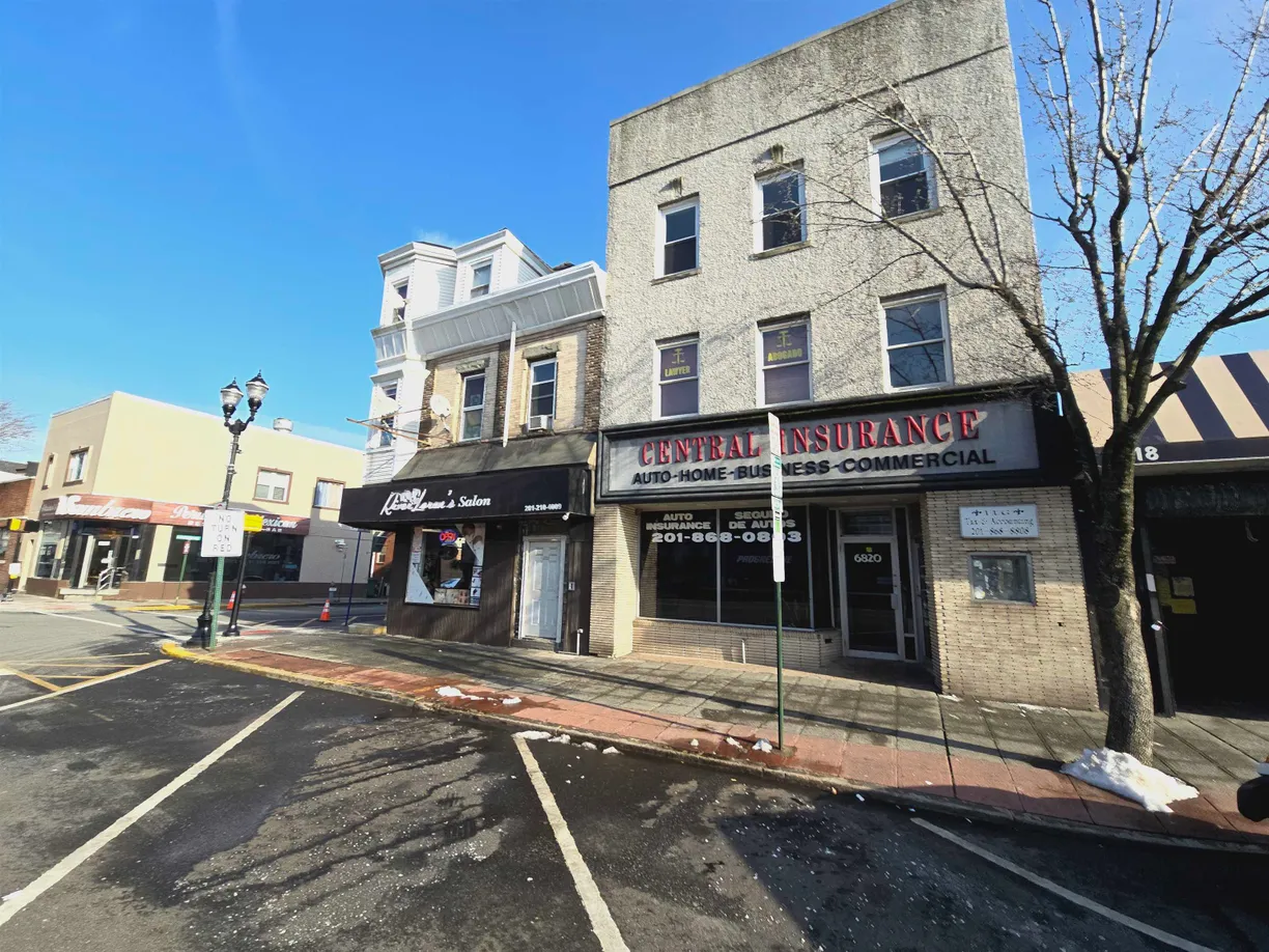 Jersey City/Hoboken Real Estate | View 6820 BERGENLINE AVE, 2