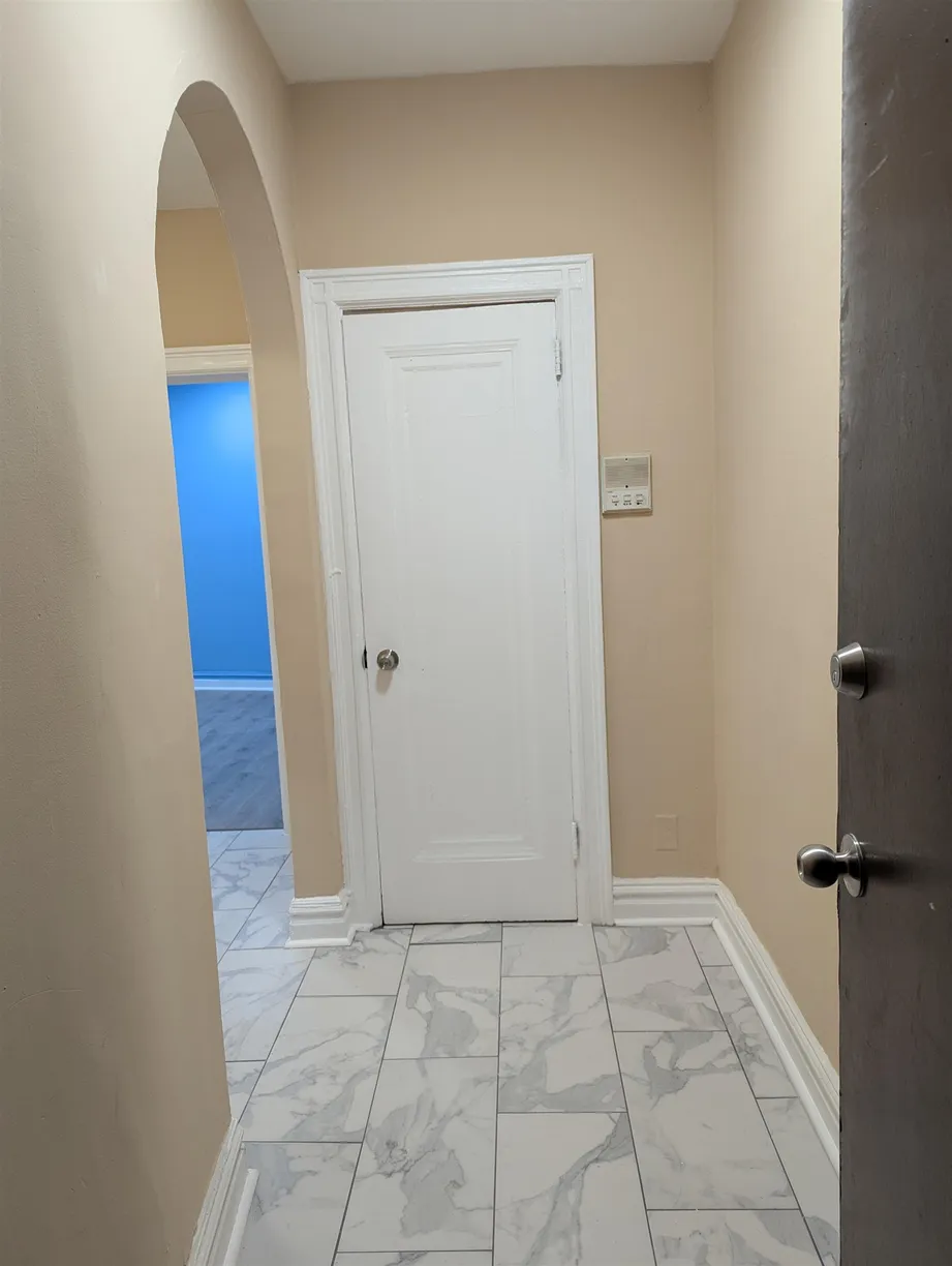 Jersey City/Hoboken Real Estate | View 821 BERGEN AVE, 2A | Listing
