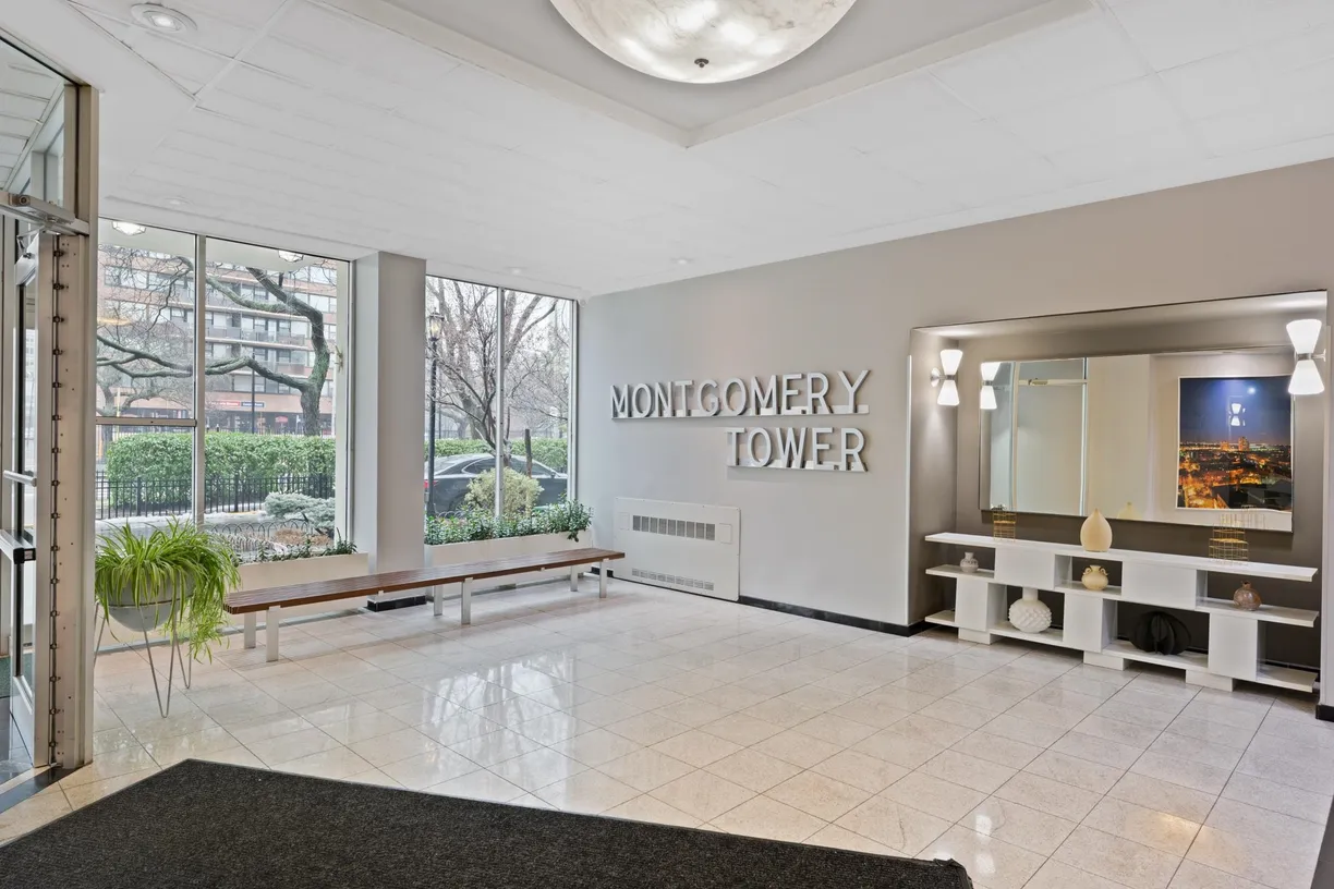 Jersey City/Hoboken Real Estate | View 135 MONTGOMERY ST, 5B | 1 Bed, 1 Bath