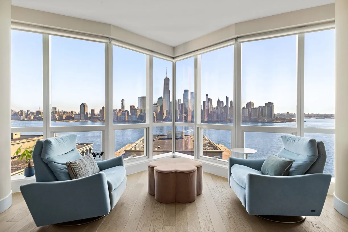 Jersey City/Hoboken Real Estate | View 77 HUDSON ST, 2307 | 2 Beds, 2 Baths
