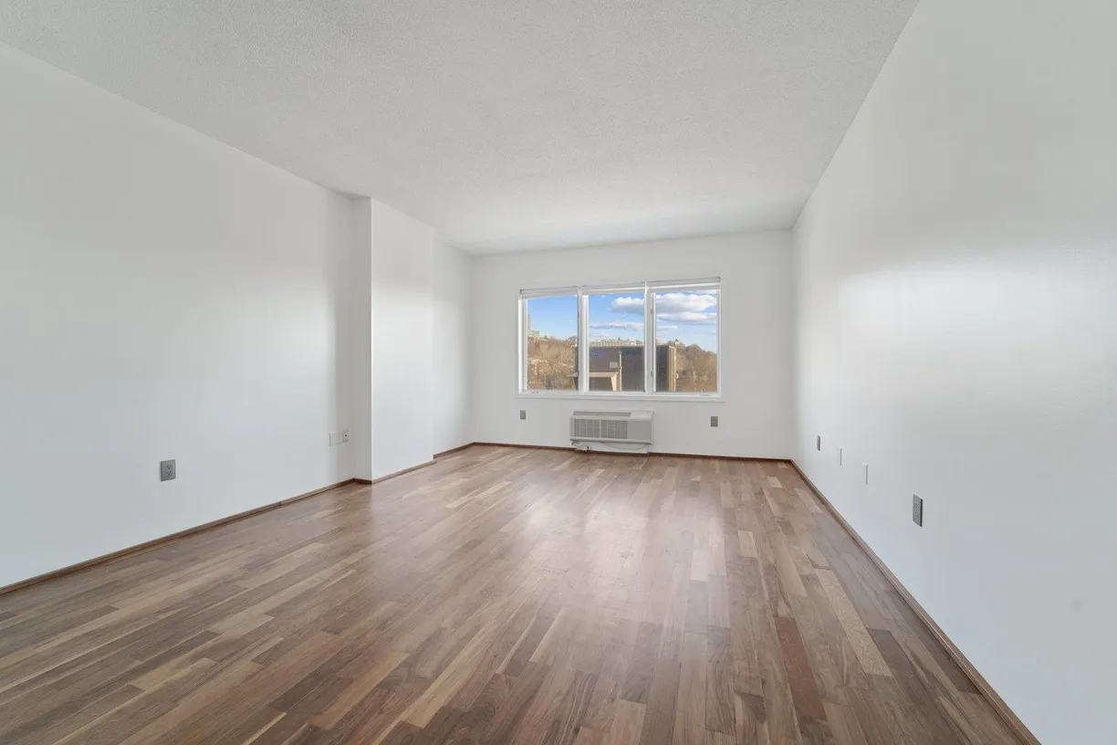 Jersey City/Hoboken Real Estate | View 110 THE PROMENADE, 1-110 | Listing