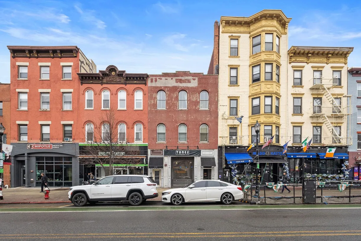 Jersey City/Hoboken Real Estate | View 225 WASHINGTON ST