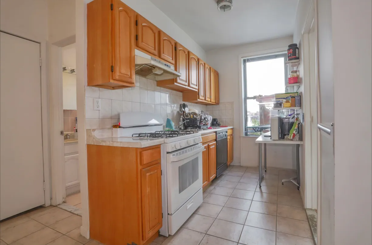 Jersey City/Hoboken Real Estate | View 206 4TH ST, 4F | 3 Beds, 1 Bath