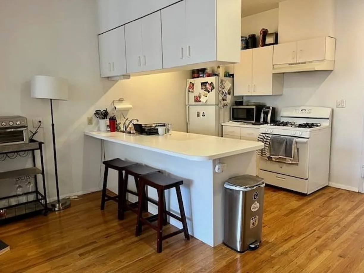 Jersey City/Hoboken Real Estate | View 210 JEFFERSON ST, 2D | 2 Beds, 1 Bath