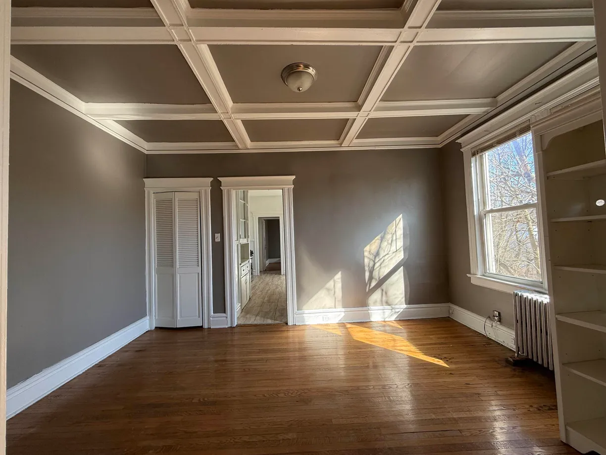 Jersey City/Hoboken Real Estate | View 154 MIDLAND AVE, 4 | Listing