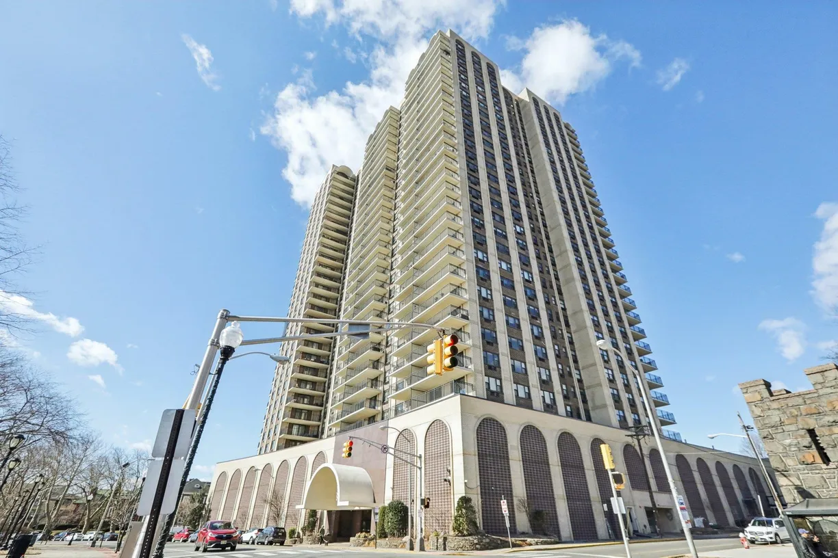 Jersey City/Hoboken Real Estate | View 7855 BLVD EAST, 11J | 2 Beds, 2 Baths