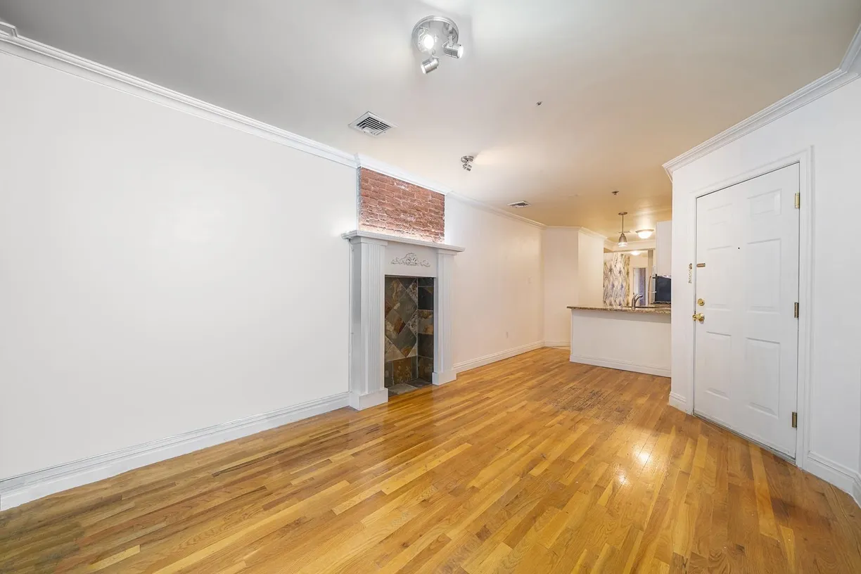 Jersey City/Hoboken Real Estate | View 306 2ND ST, 1B | 2 Beds, 1 Bath