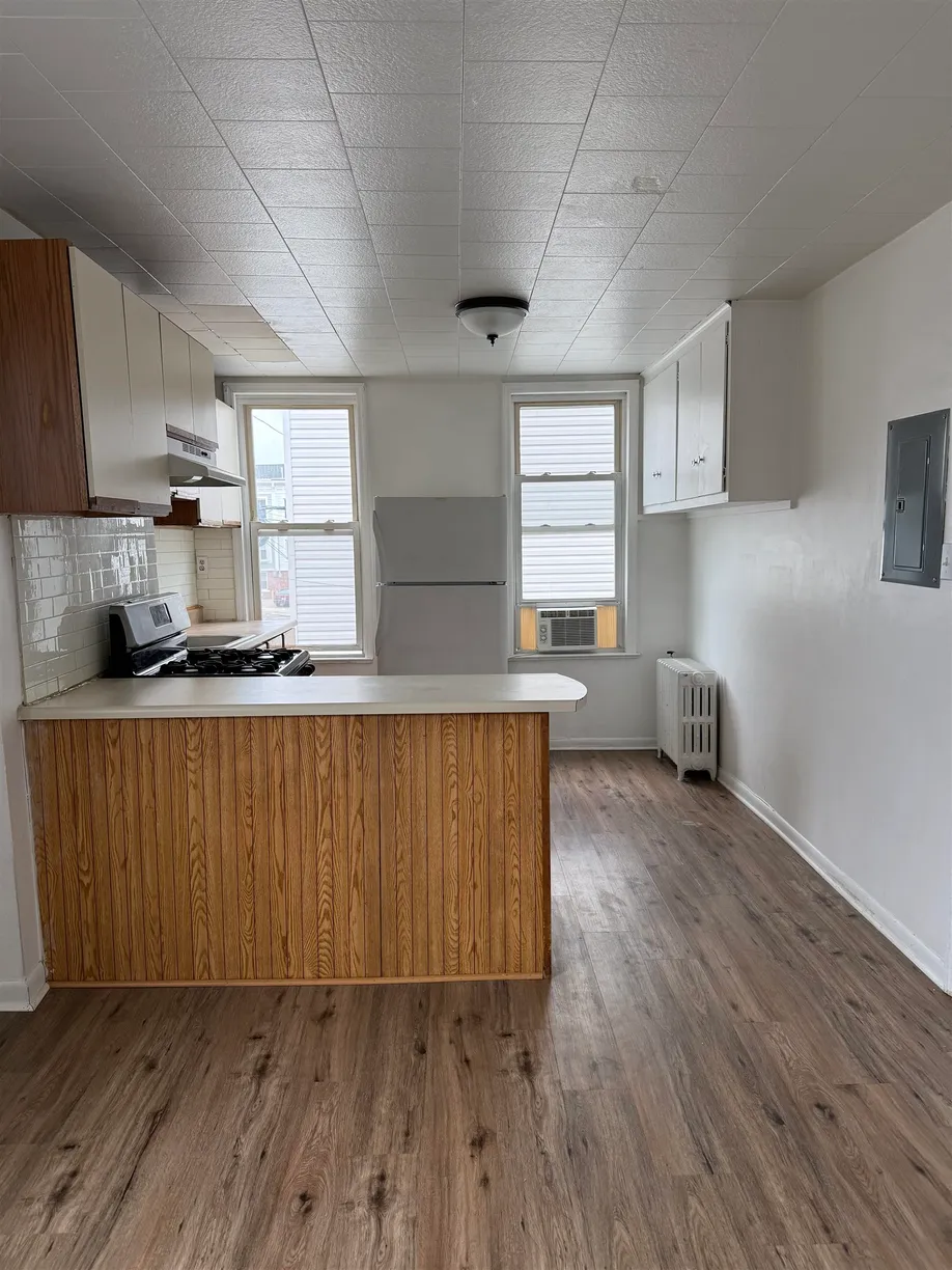 Jersey City/Hoboken Real Estate | View 2720 KENNEDY BLVD, 1 | Listing