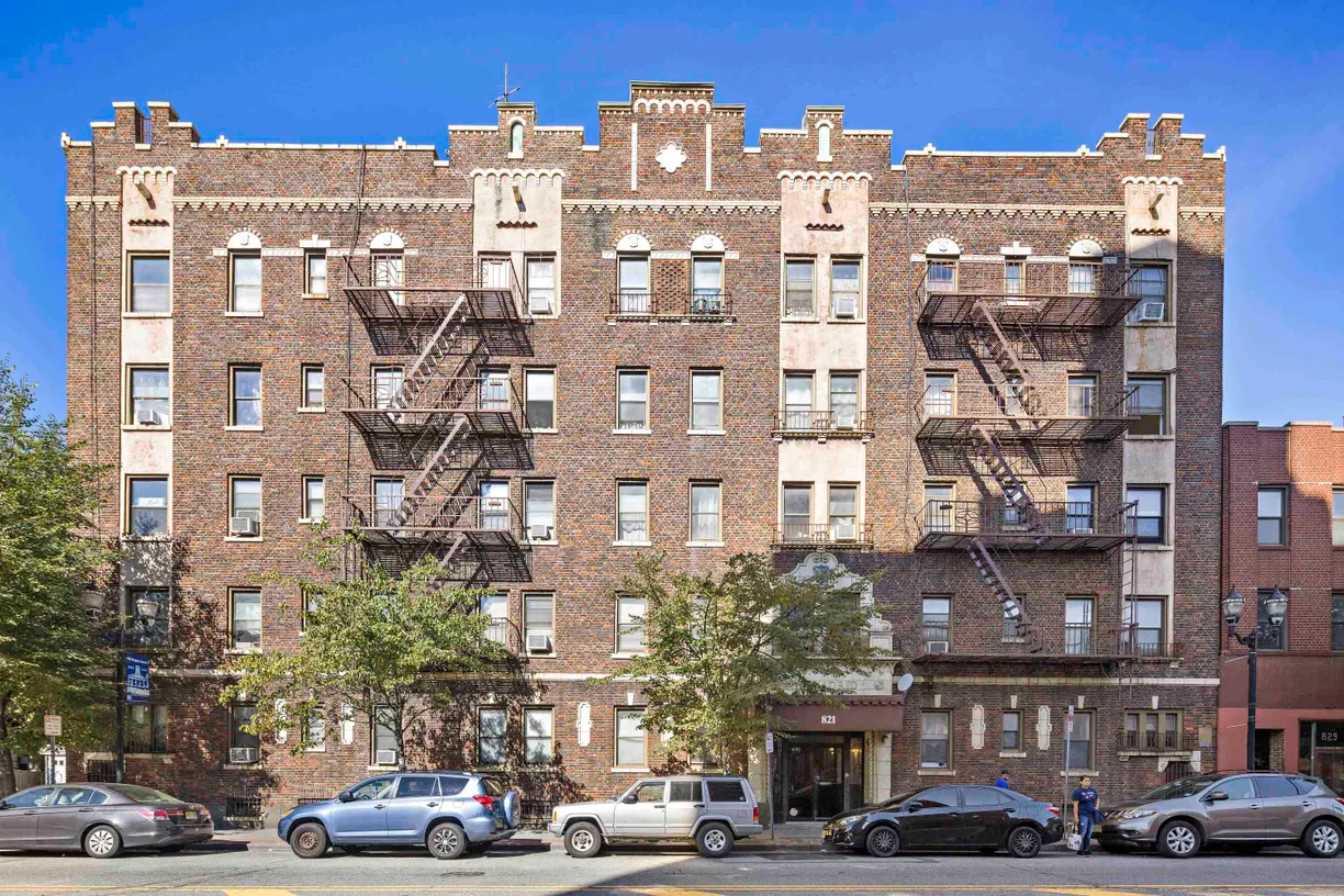 Jersey City/Hoboken Real Estate | View 821 BERGEN AVE, C-4 | 1 Bath