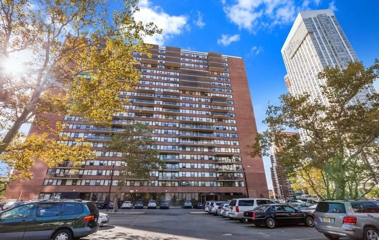Jersey City/Hoboken Real Estate | View 270 LUIS M MARIN BLVD, 6F | 1 Bed, 1 Bath
