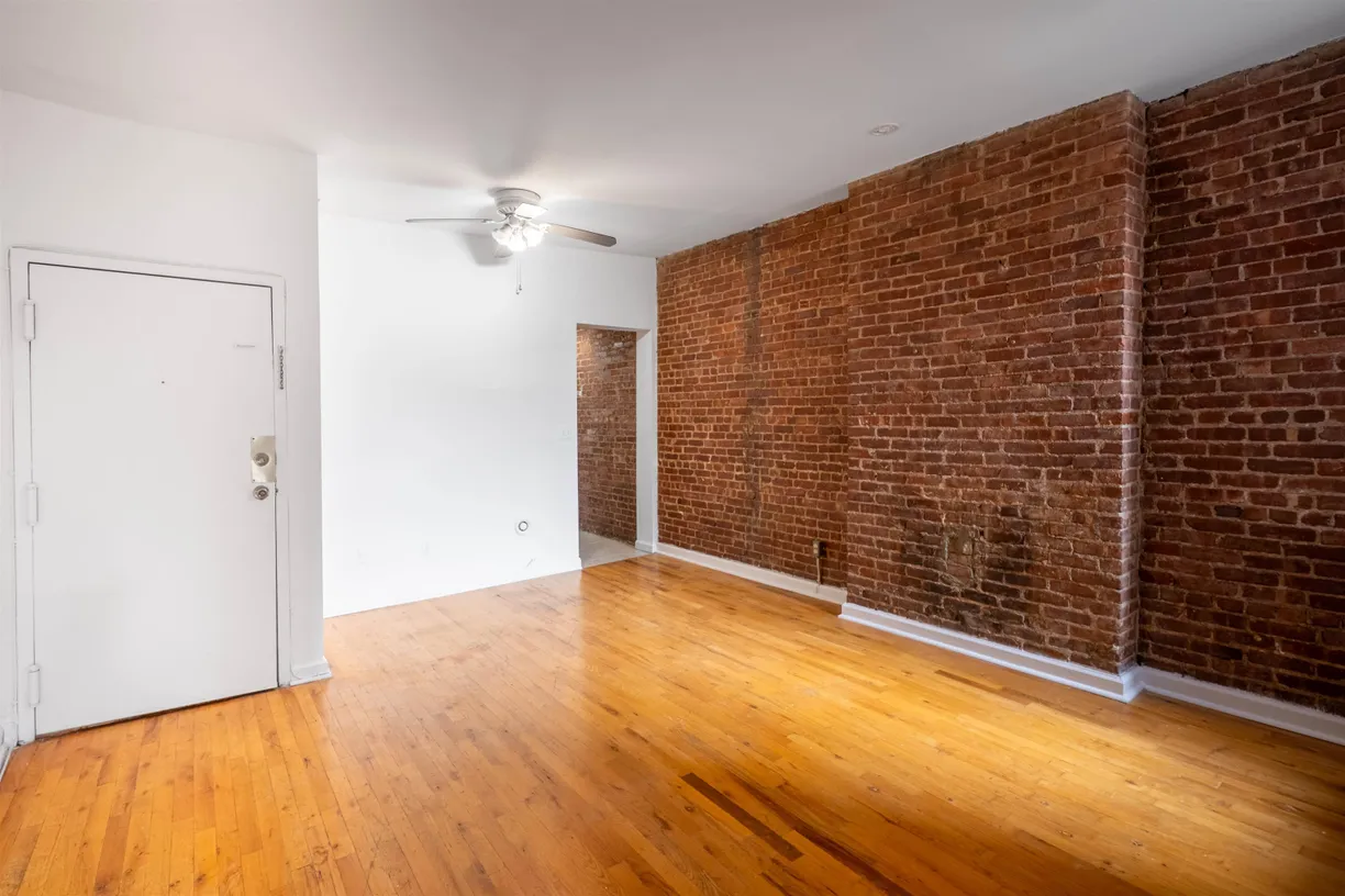 Jersey City/Hoboken Real Estate | View 1210 WASHINGTON ST, 3s | 2 Beds, 2 Baths