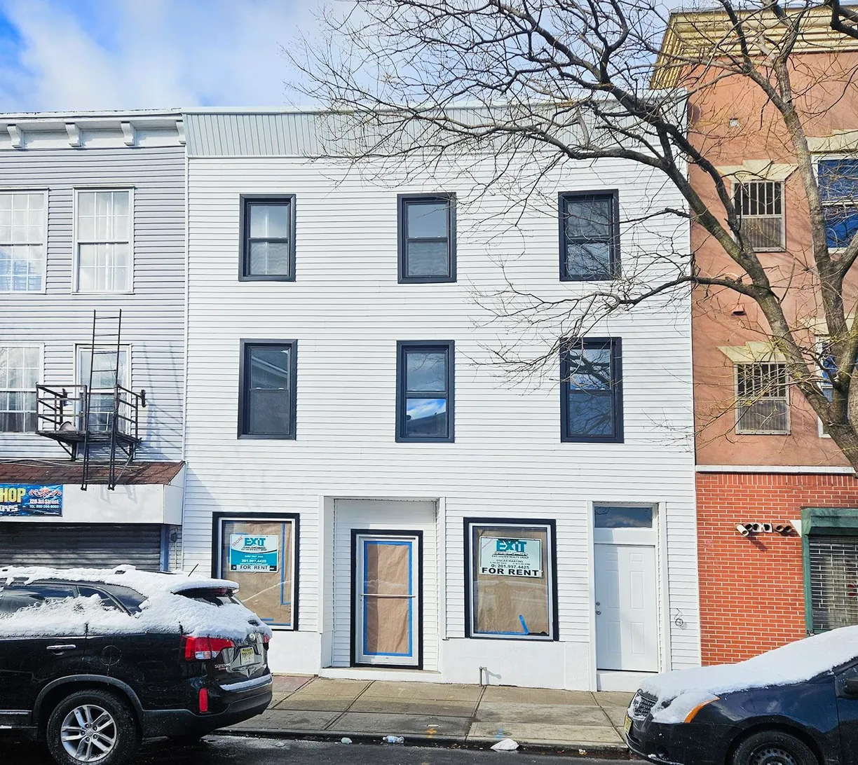 Rockland/Orange/NJ Real Estate | View 130 1ST ST