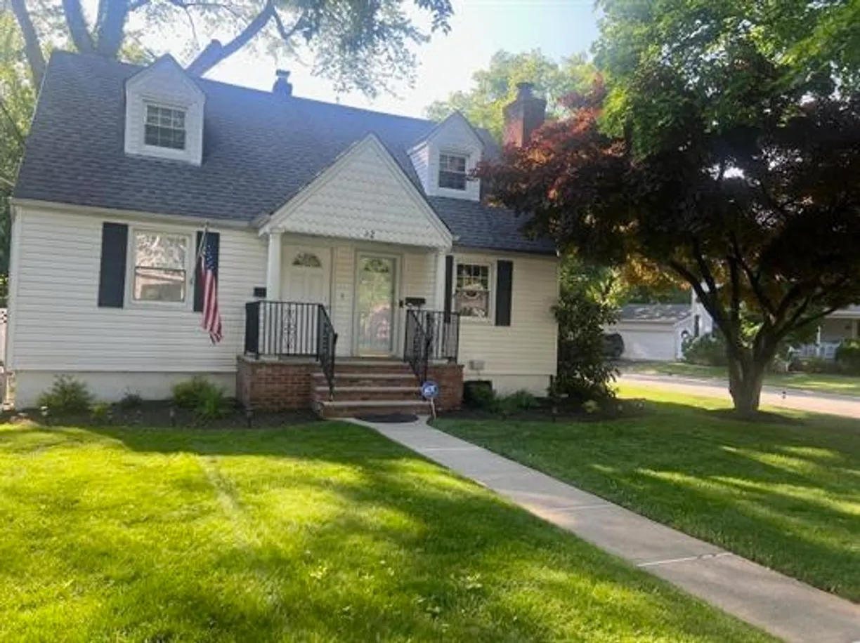 Bergen County Real Estate | View 42 7TH AVE, 2 | 1 Bed, 1 Bath