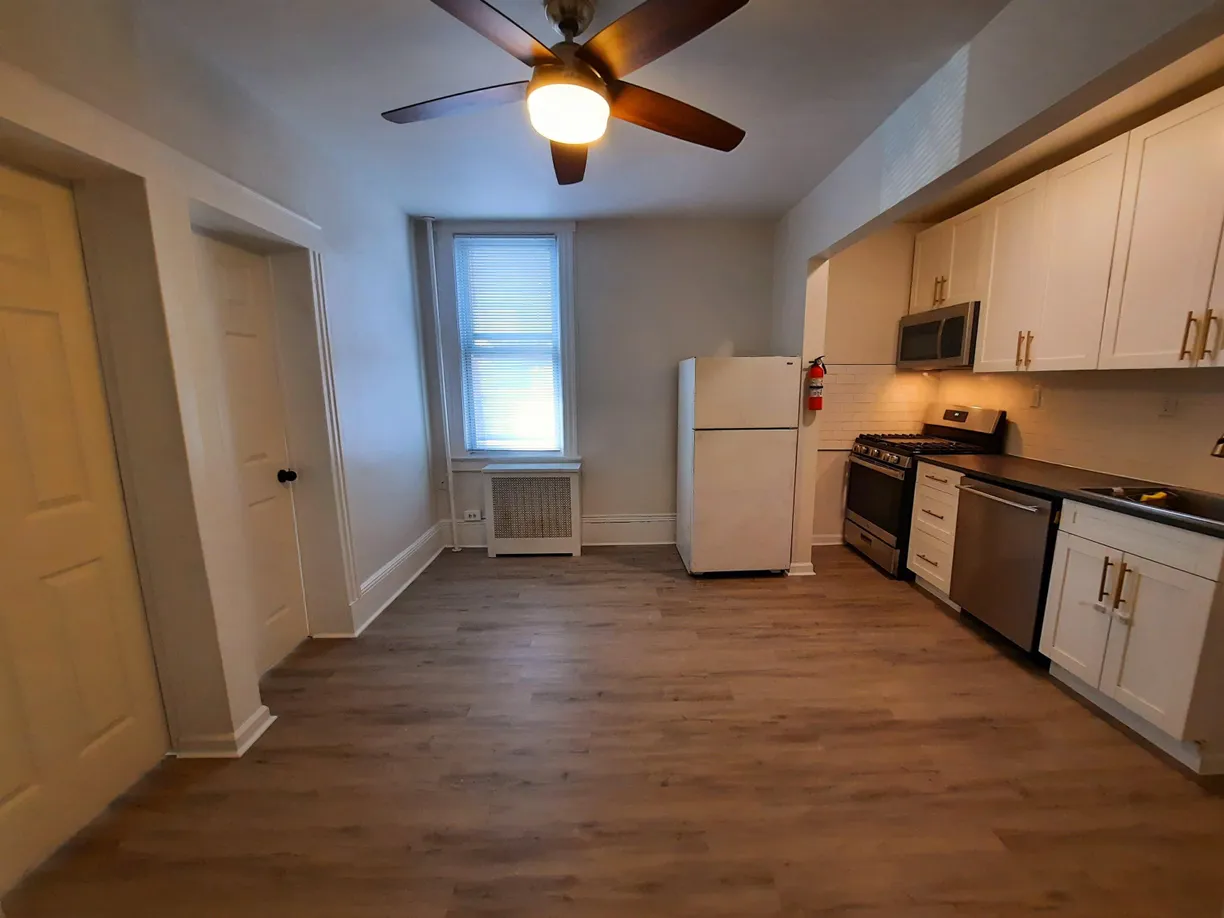 Jersey City/Hoboken Real Estate | View 318 28TH ST, 1F | 2 Beds, 1 Bath