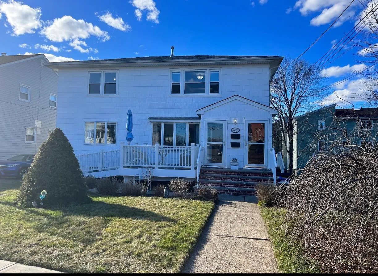 Jersey City/Hoboken Real Estate | View 695 9TH ST, 2nd floor | 2 Beds, 1 Bath