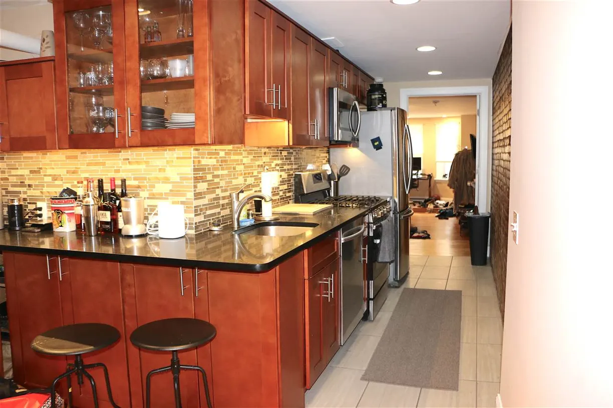 Jersey City/Hoboken Real Estate | View 106 11TH ST, 21 (G) | 2 Beds, 2 Baths