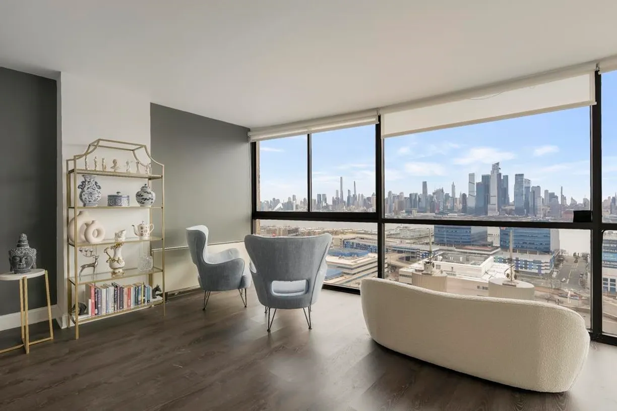 Jersey City/Hoboken Real Estate | View 380 MOUNTAIN RD, 503 | 2 Beds, 2 Baths