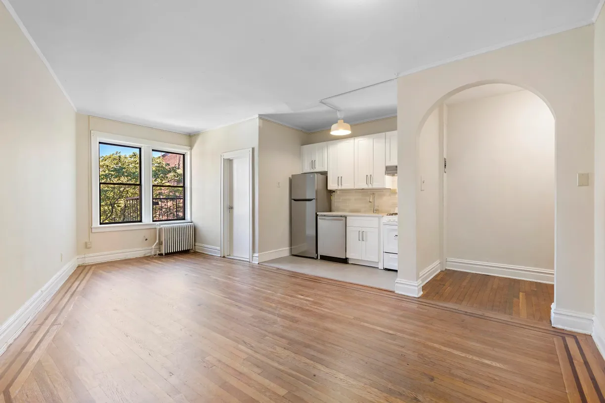Jersey City/Hoboken Real Estate | View 821 BERGEN AVE, D14 | 1 Bath