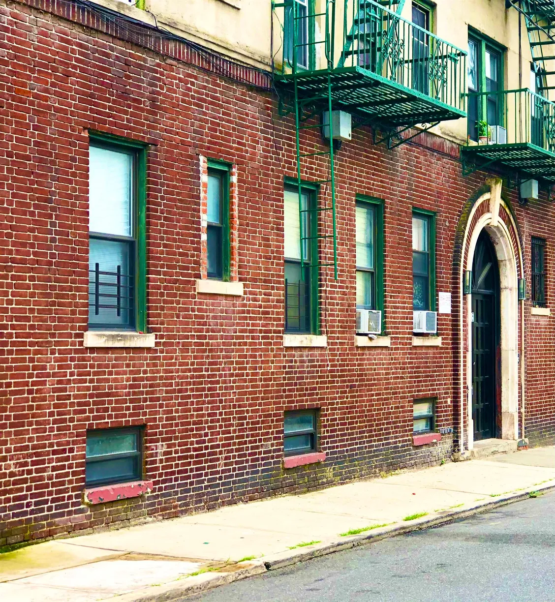 Jersey City/Hoboken Real Estate | View 35 ROCK ST, 22 | 2 Beds, 1 Bath