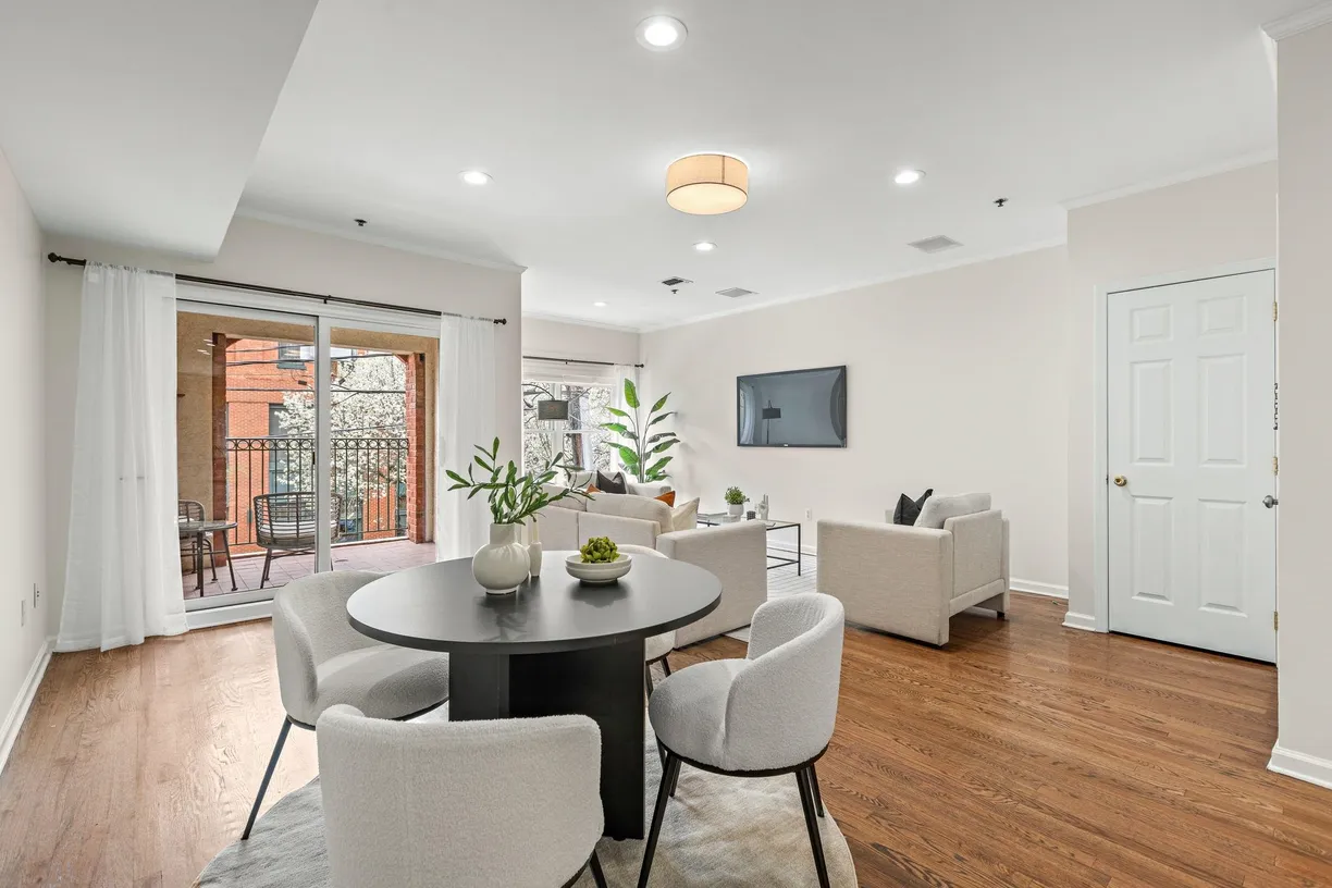 Jersey City/Hoboken Real Estate | View 102 PARK AVE, 2 | 2 Beds, 2 Baths
