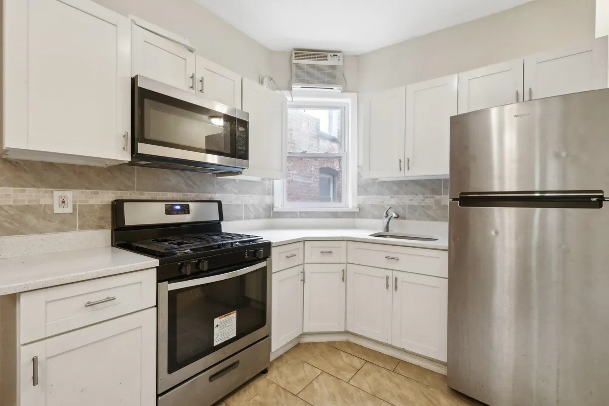 Jersey City/Hoboken Real Estate | View 51 66TH ST, 4 | 1 Bed, 1 Bath