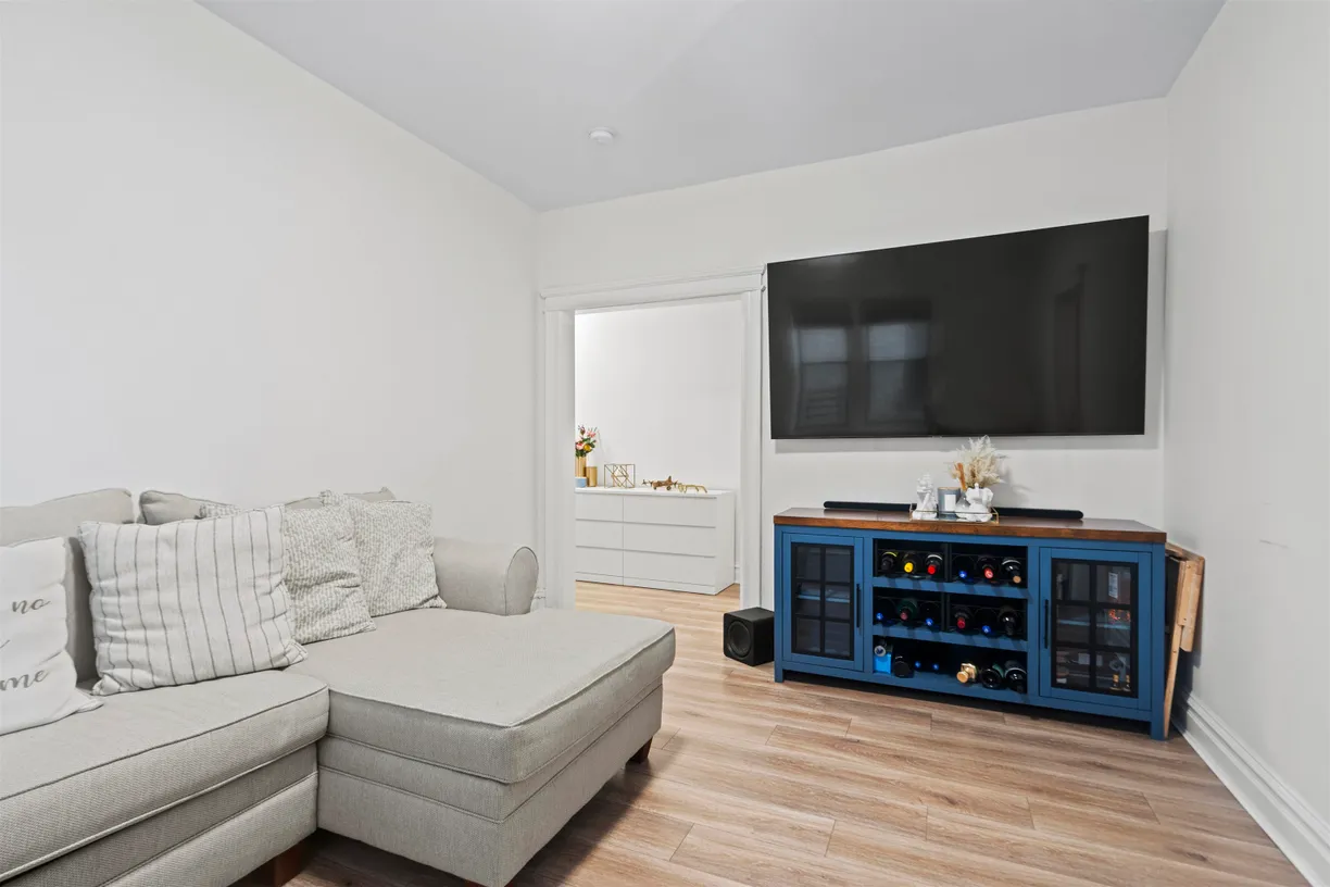 Jersey City/Hoboken Real Estate | View 6601 BROADWAY, C4 | 1 Bed, 1 Bath