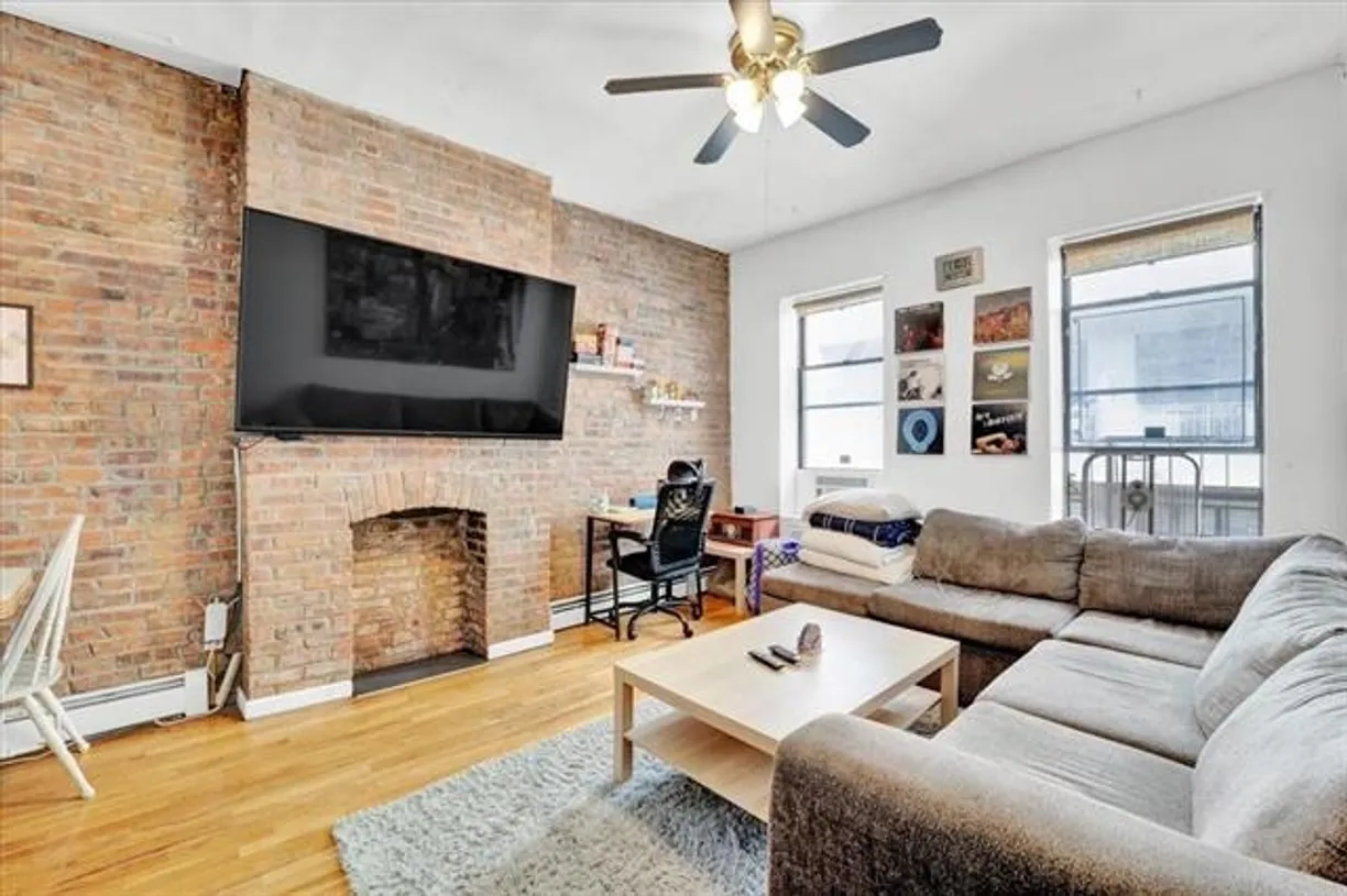 Jersey City/Hoboken Real Estate | View 214 9TH ST, 3A | 2 Beds, 1 Bath