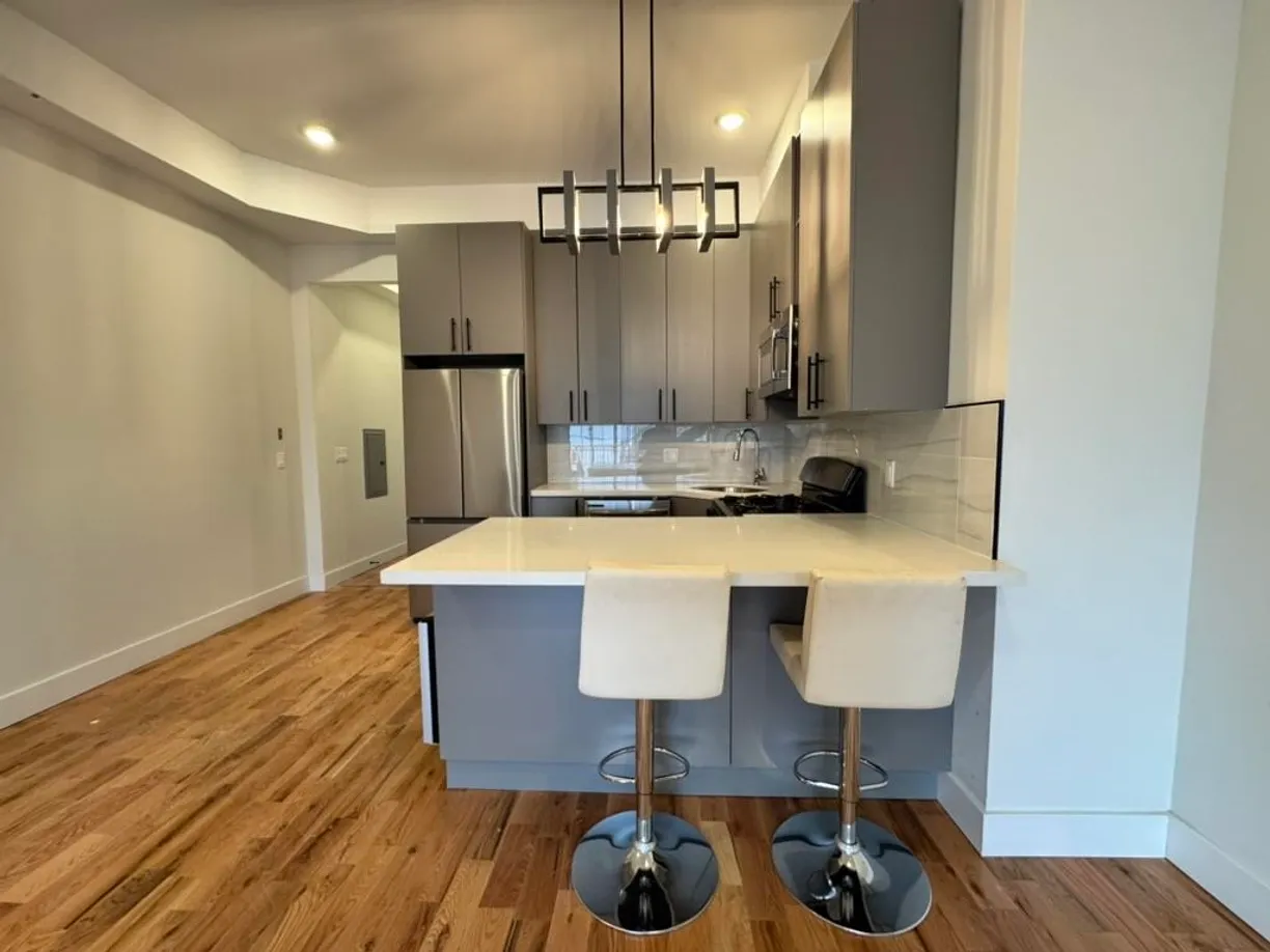 Jersey City/Hoboken Real Estate | View 241 PALISADE AVE, 4 | 2 Beds, 2 Baths