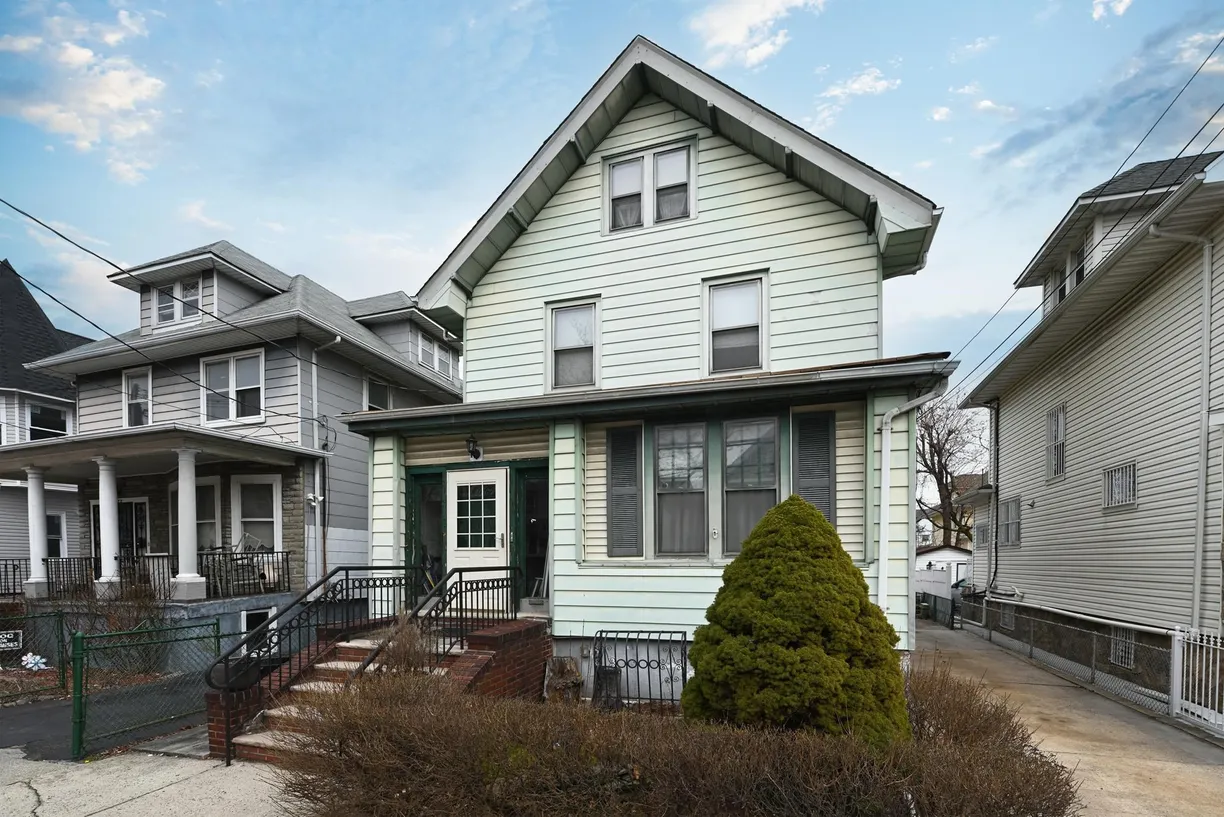 Jersey City/Hoboken Real Estate | View 218 73RD ST, B | Listing