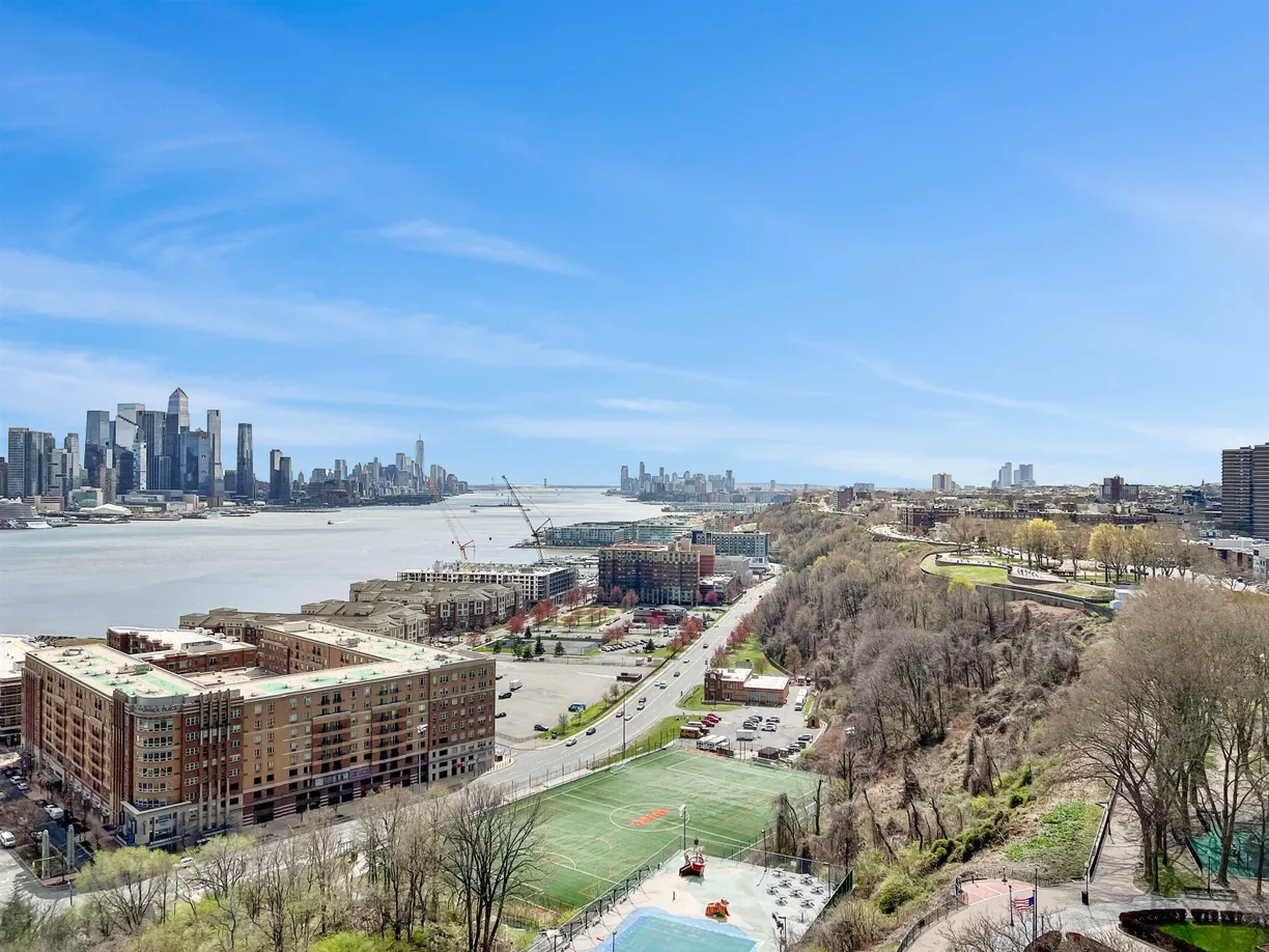 Jersey City/Hoboken Real Estate | View 6040 BLVD EAST, 14H | 1 Bed, 1 Bath