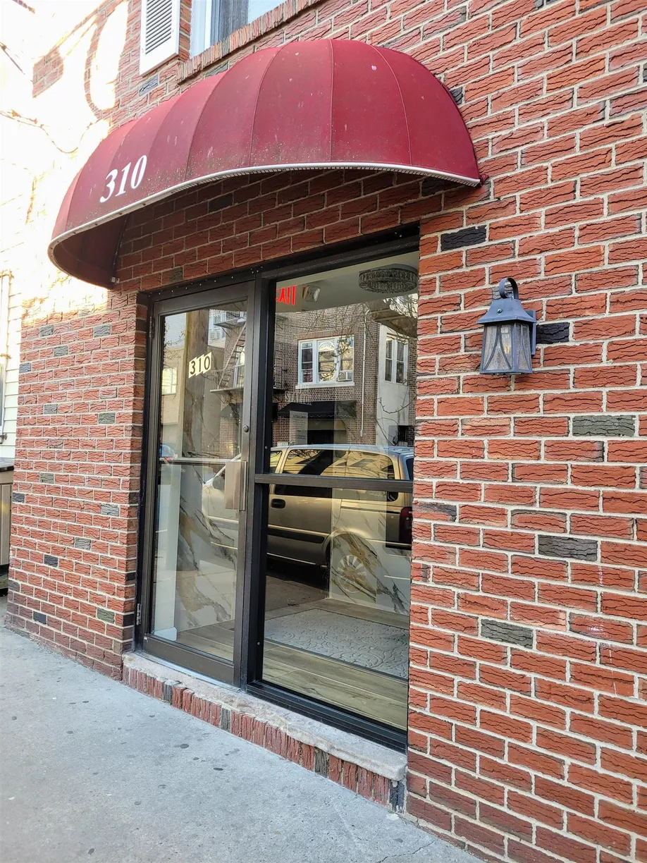 Jersey City/Hoboken Real Estate | View 310 70TH ST, 2F | 1 Bed, 1 Bath