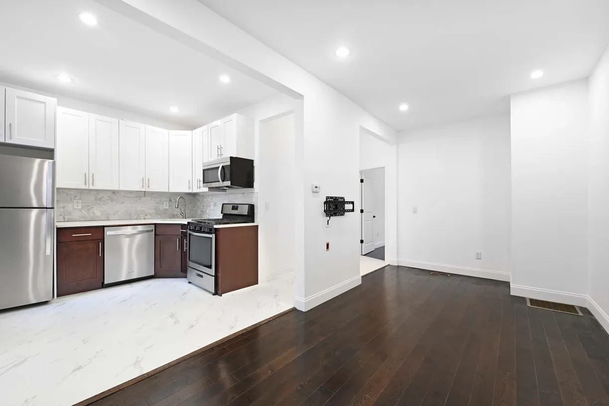 Jersey City/Hoboken Real Estate | View 3452 KENNEDY BLVD, #1 | 2 Beds, 1 Bath