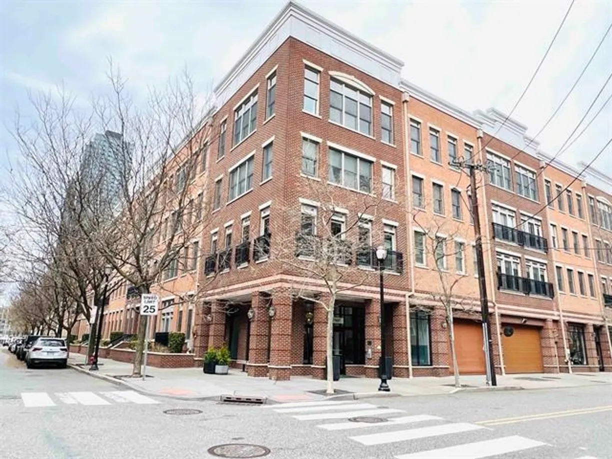 Jersey City/Hoboken Real Estate | View 126 DUDLEY ST, 205 | 2 Beds, 1 Bath