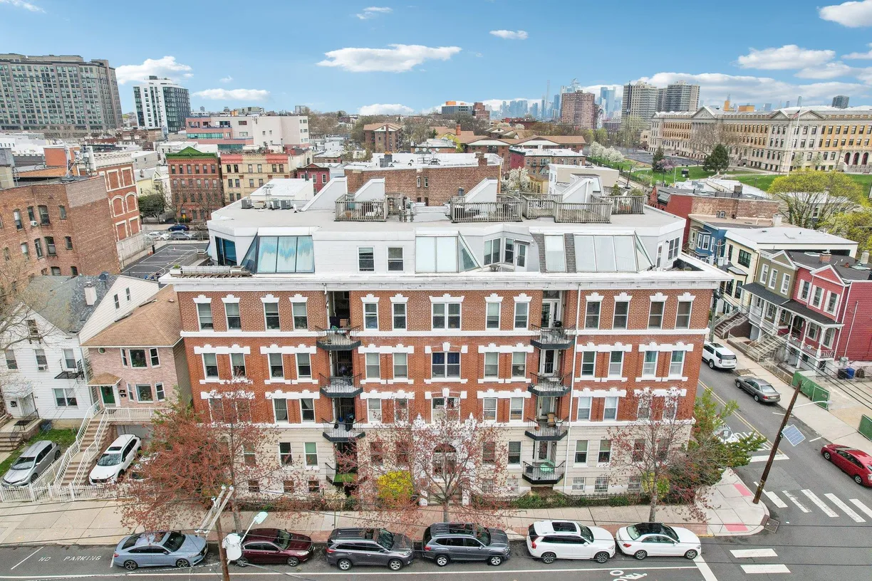 Jersey City/Hoboken Real Estate | View 54 MAGNOLIA AVE, 1-6 | 1 Bed, 1 Bath