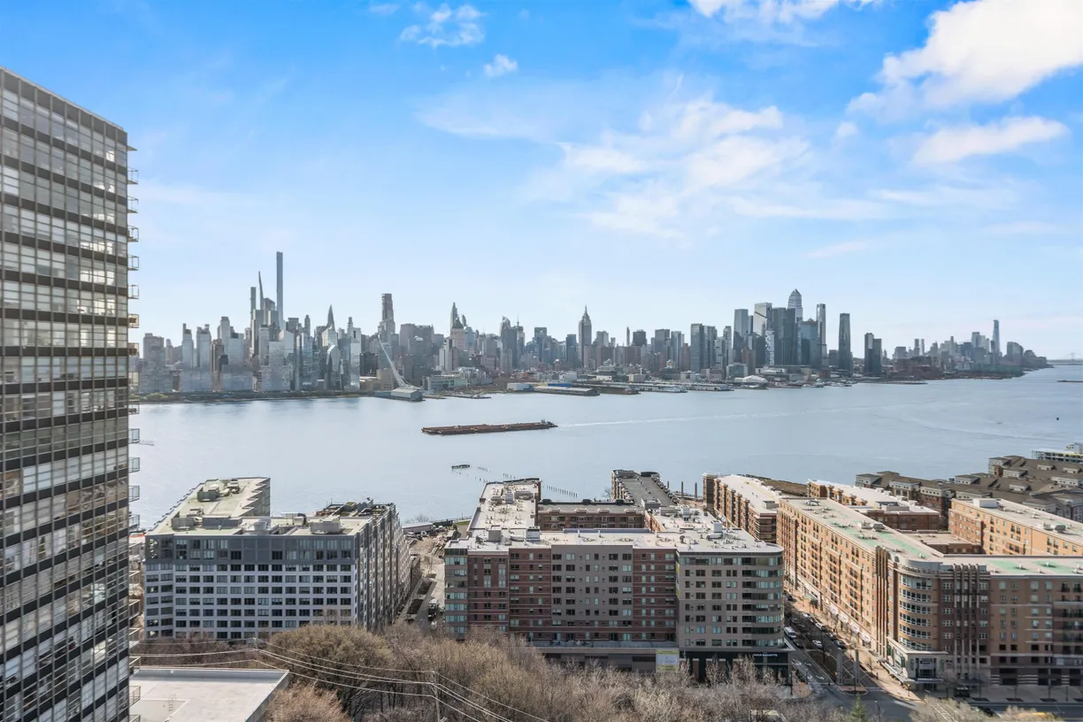Jersey City/Hoboken Real Estate | View 6040 BLVD EAST, 17D | 1 Bed, 1 Bath