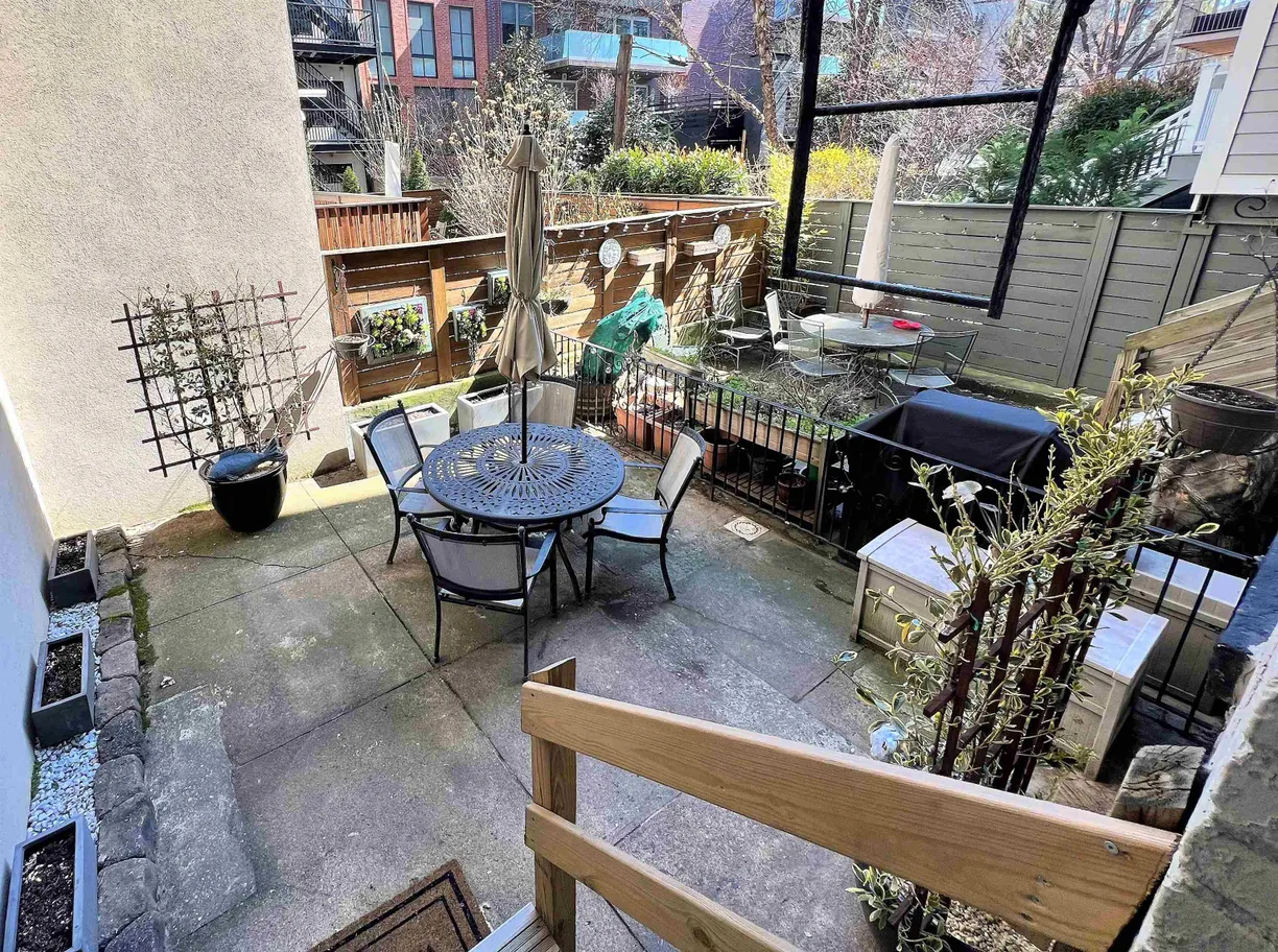 Jersey City/Hoboken Real Estate | View 129 WILLOW AVE, 1L | 1 Bed, 1 Bath