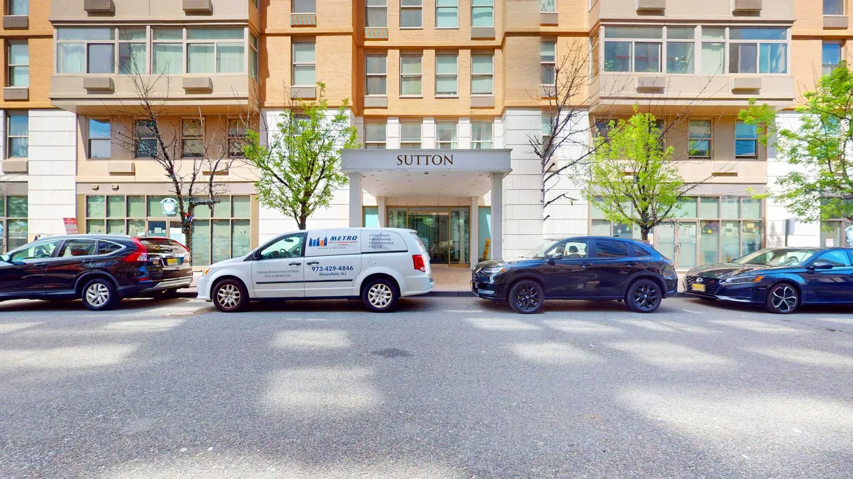 Jersey City/Hoboken Real Estate | View 10 REGENT ST, 611 | Listing