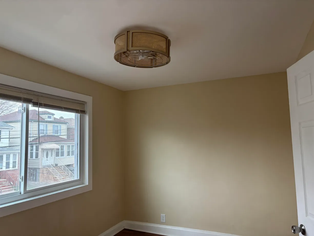 Jersey City/Hoboken Real Estate | View 380 PARK AVE, 2 | 2 Beds, 1 Bath