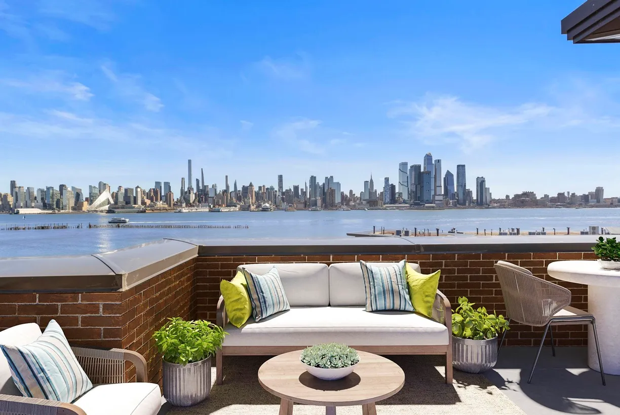 Jersey City/Hoboken Real Estate | View 200 OXFORD LANDING, 53 | 2 Beds, 2 Baths