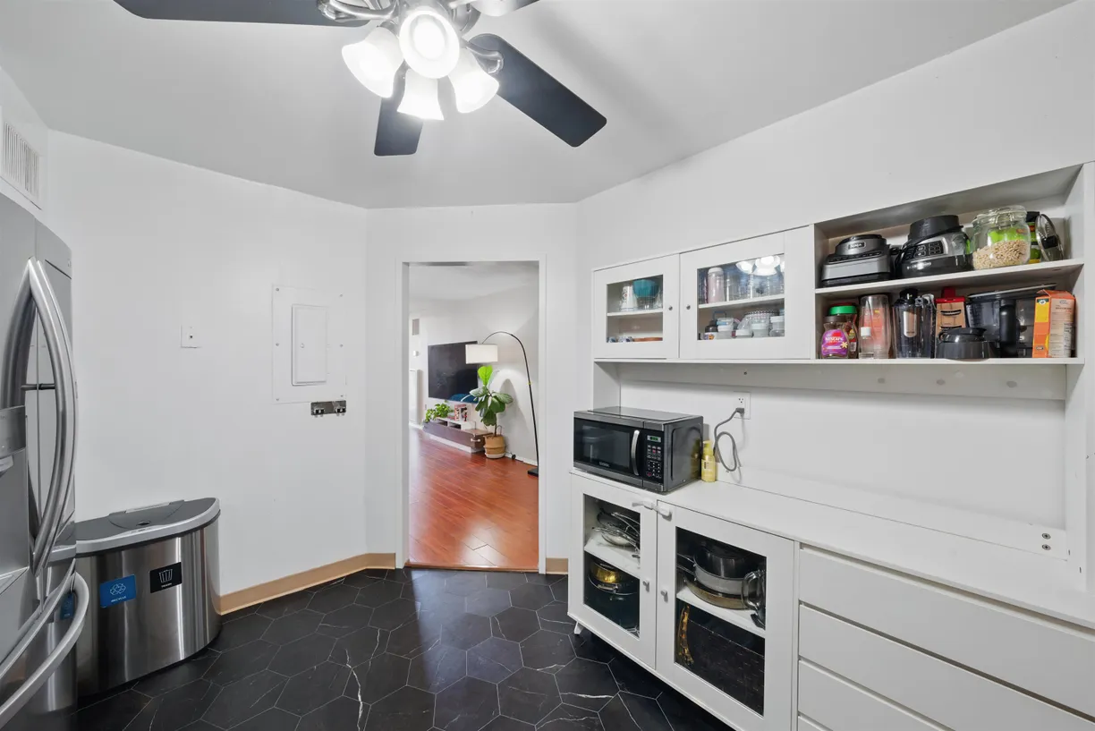 Jersey City/Hoboken Real Estate | View 1508 HARMON COVE TOWER, 1508 | Listing