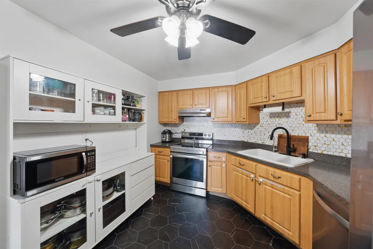 Jersey City/Hoboken Real Estate | View 1508 HARMON COVE TOWER, 1508 | Listing