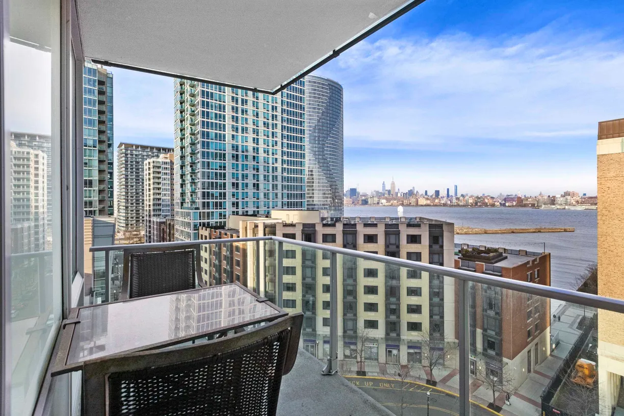Jersey City/Hoboken Real Estate | View 20 NEWPORT PARKWAY, 1108 | 1 Bed, 1 Bath