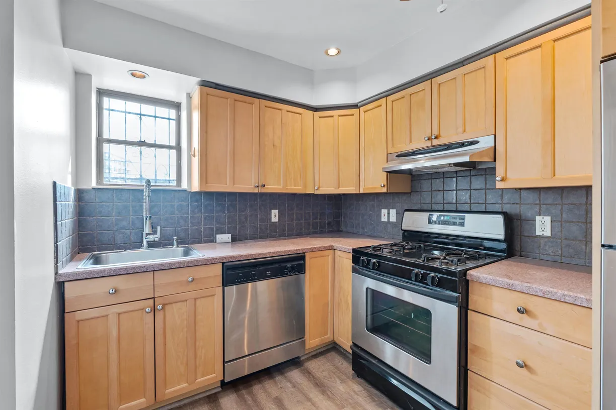 Jersey City/Hoboken Real Estate | View 4905 PARK AVE, 1A | Listing