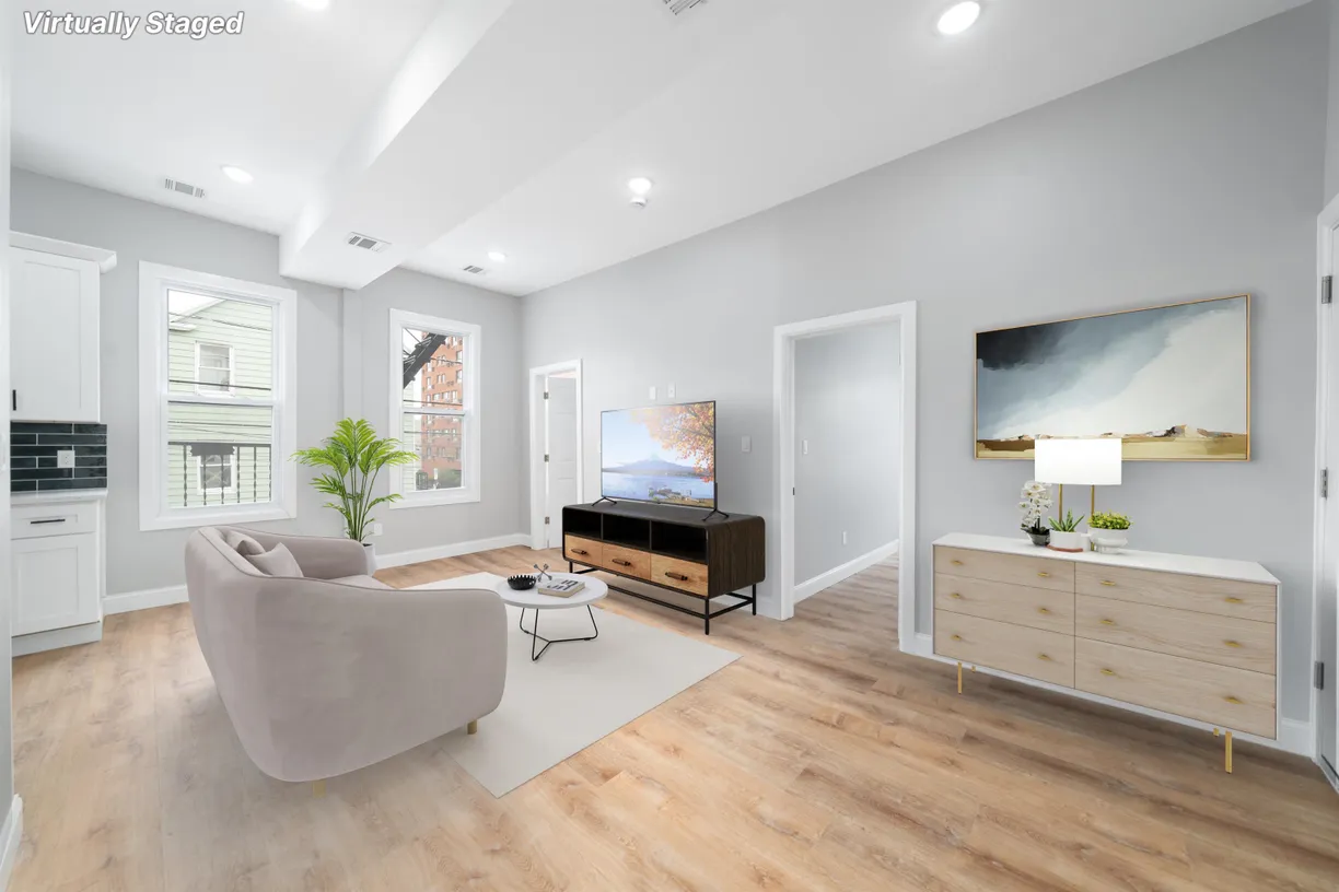 Jersey City/Hoboken Real Estate | View 1076 SUMMIT AVE, 3 | 2 Beds, 1 Bath