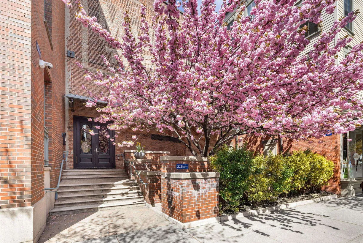 Jersey City/Hoboken Real Estate | View 222 MONTGOMERY ST, 311 | 2 Beds, 1 Bath