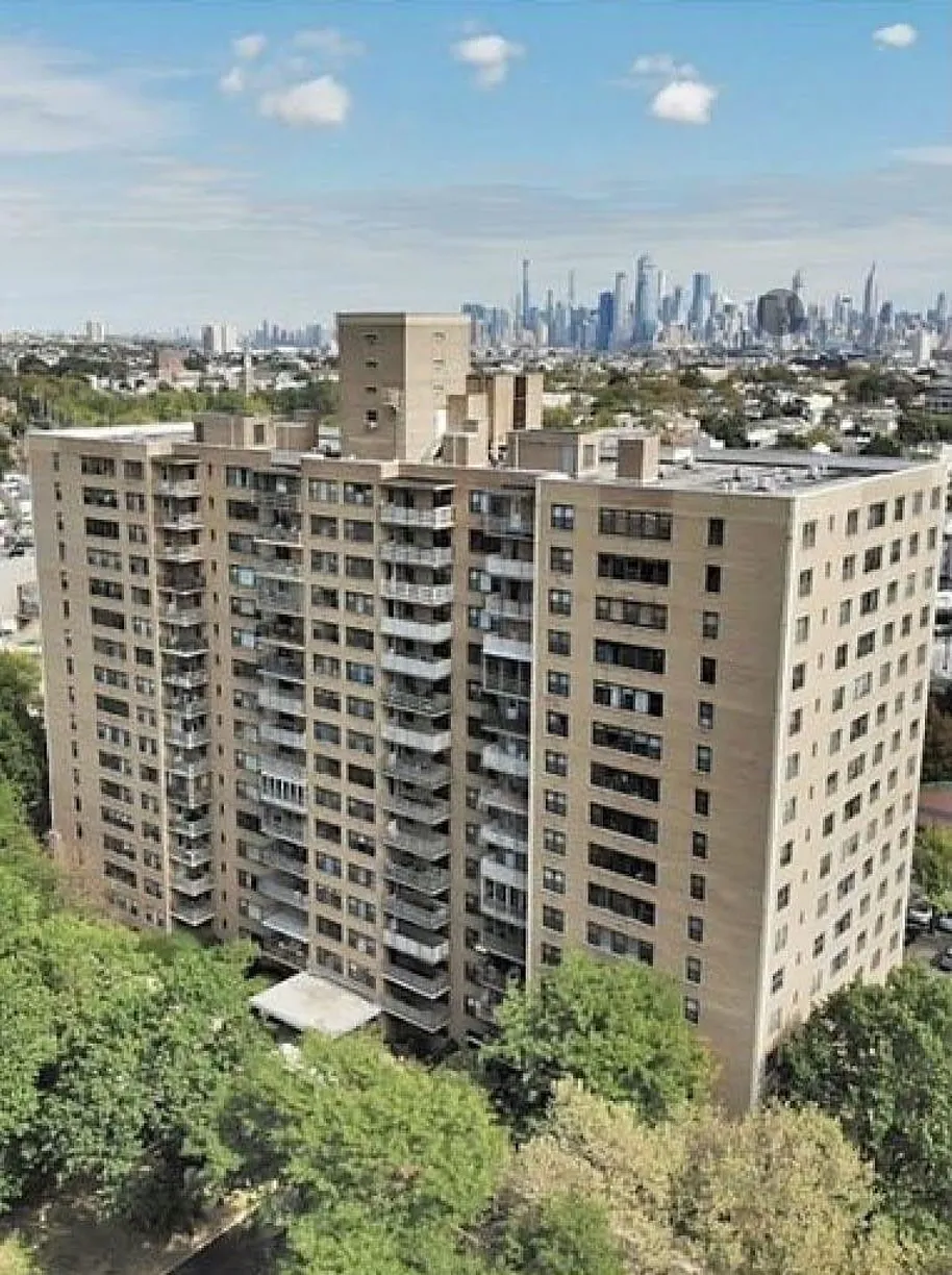 Jersey City/Hoboken Real Estate | View 201 ST PAULS AVE, 2B | Listing