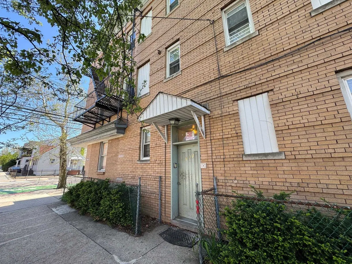 Jersey City/Hoboken Real Estate | View 111 MALLORY AVE, #7 | Listing